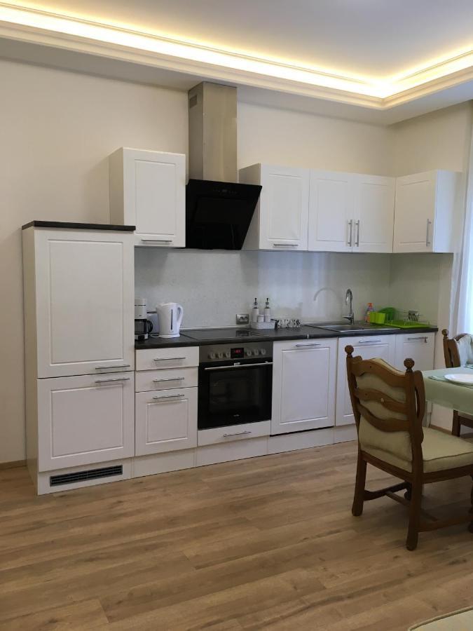 Apartment Top Diplomat Prague Extérieur photo