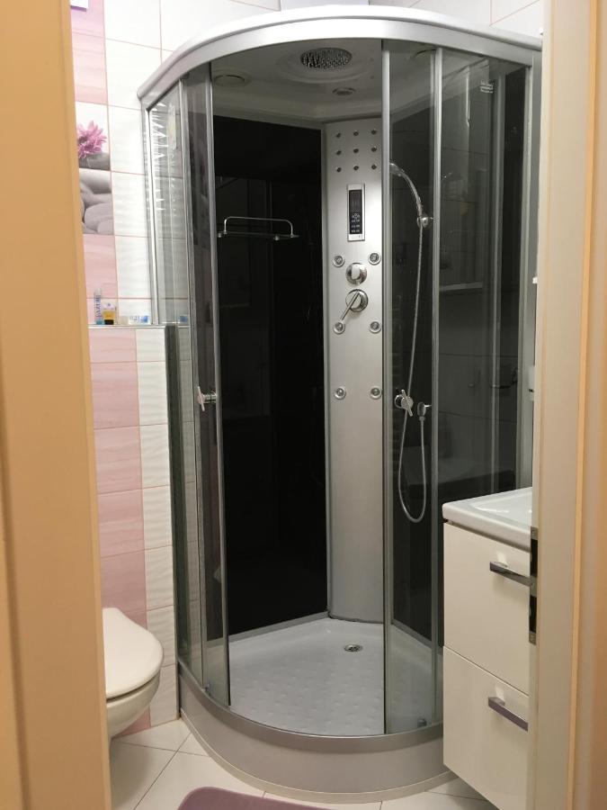 Apartment Top Diplomat Prague Extérieur photo