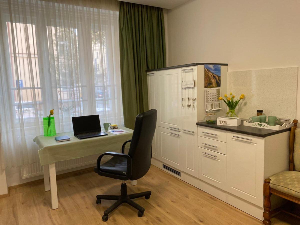 Apartment Top Diplomat Prague Extérieur photo